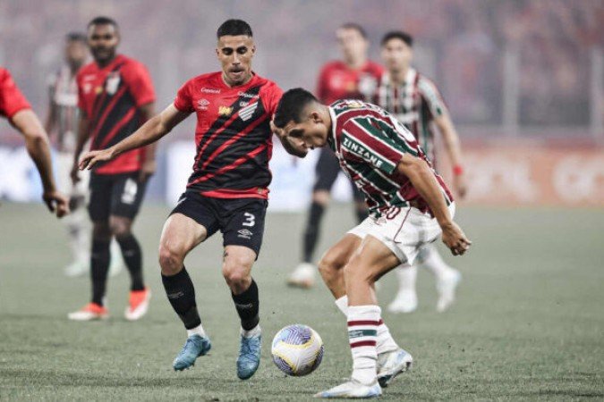 ATHLETICO PARANAENSE  - Time irregular que fez um gol no primeiro ataque e limitou-se a defender, com alguns lampejos. O goleiro Mycael, que até pênalti pegou, foi o melhor. NOTA 5,0. Foto: Luças Merçon/Fluminense