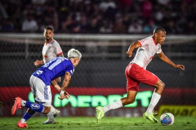 RED BULL BRAGANTINO - O primeiro tempo até que foi interessante da equipe de Bragança. Já o segundo tempo, cedeu à pressão cruzeirense sem conseguir assustar de fato nos contra-ataques. NOTA 5,0. Foto: Ari Ferreira / RBB