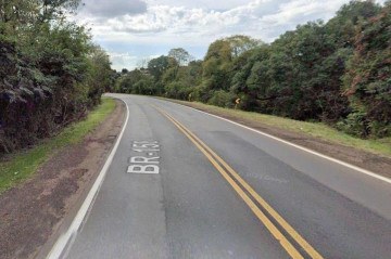 O acidente ocorreu na madrugada desta segunda-feira (2/12), na BR-158, em Condor, no Rio Grande do Sul -  (crédito: Reprodução/Google Street View)