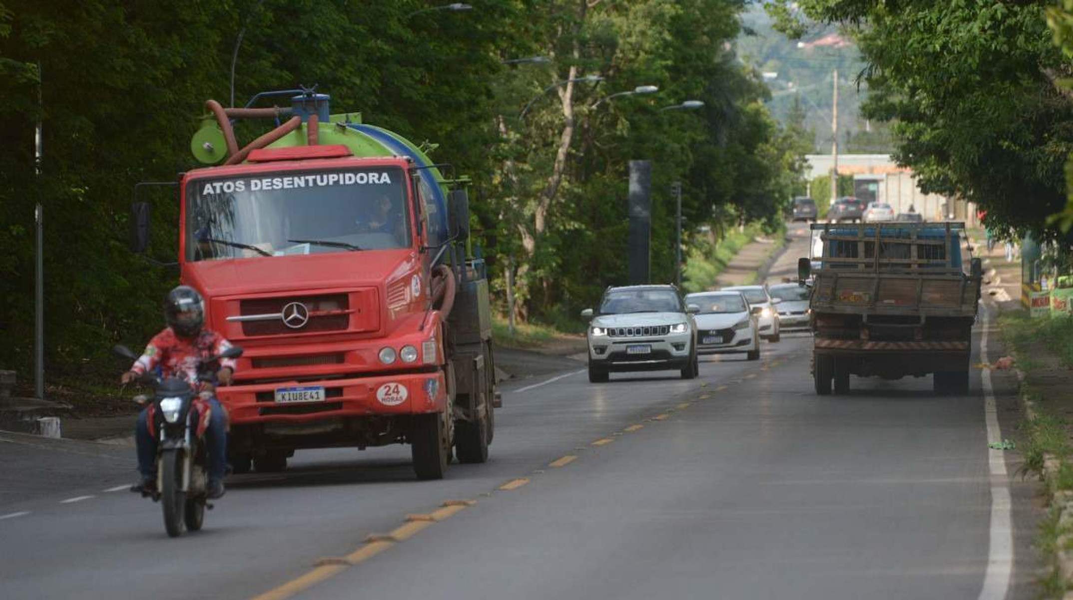 Transportes impulsionam crescimento de 1,1% dos serviços em outubro