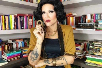Na última vez que palestrou na Universidade de Brasília, Rita Von Hunty promoveu aula com o tema 'Sexualidade e Cultura', em dezembro do ano passado. O evento fez parte do projeto intitulado 'Conexões Plurais', realizado pelo coletivo Distrito Drag -  (crédito: Divulgação)