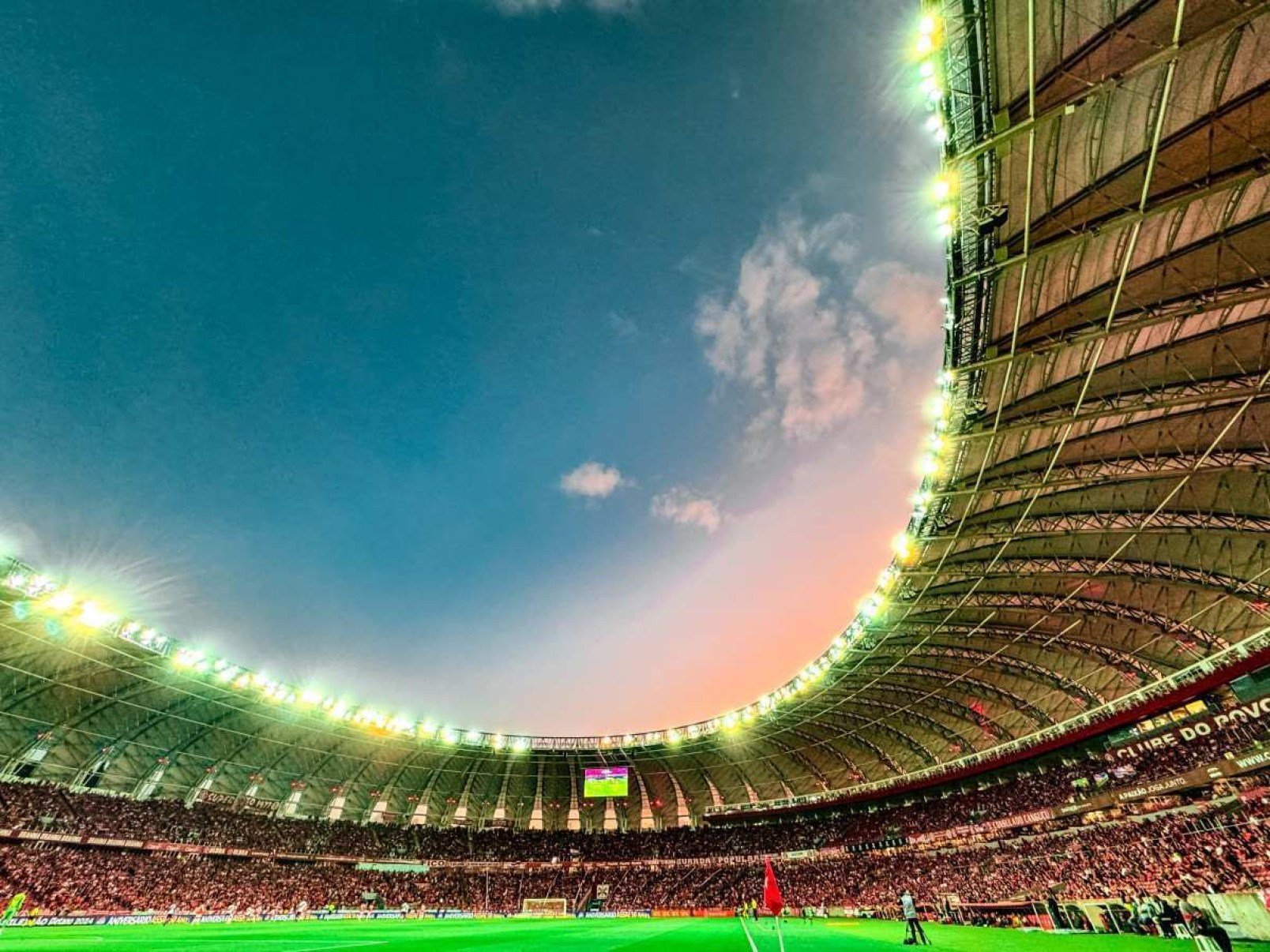 Conheça os estádios mais limpos e os mais sujos do Brasil