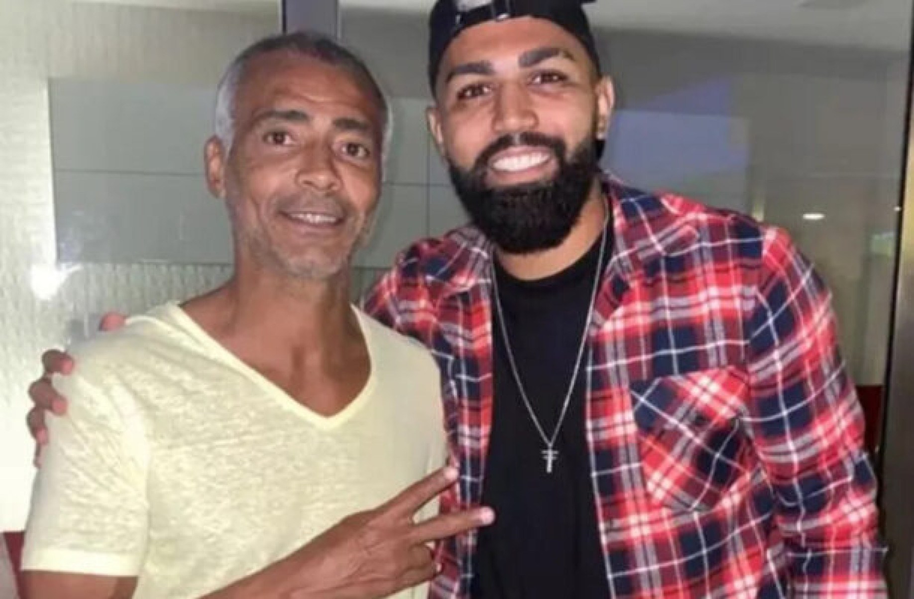 Romário coloca Gabigol no top-3 dos maiores ídolos do Flamengo