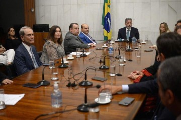  Governador Ibaneis Rocha, durante reunião com o presidente da Camara dos Deputados, Arthur Lira.  -  (crédito:  Ed Alves/CB/D.A Press)