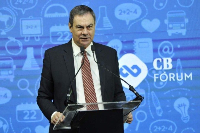  04/12/2024. CB Fórum com o tema "Emprego, Renda e Cidadania: a educação como ferramenta de oportunidade". Na foto, José Aparecido da Costa Freire, presidente da Federação do Comércio de Bens, Serviços e Turismo do Distrito Federal (Fecomércio-DF).