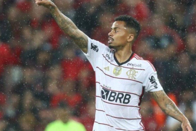 ALLAN - Entrou no segundo tempo, mas pouco participou das jogadas. Sem grande destaque, mas também não comprometeu. NOTA 5.0 - Foto: Gilvan de Souza/ Flamengo 