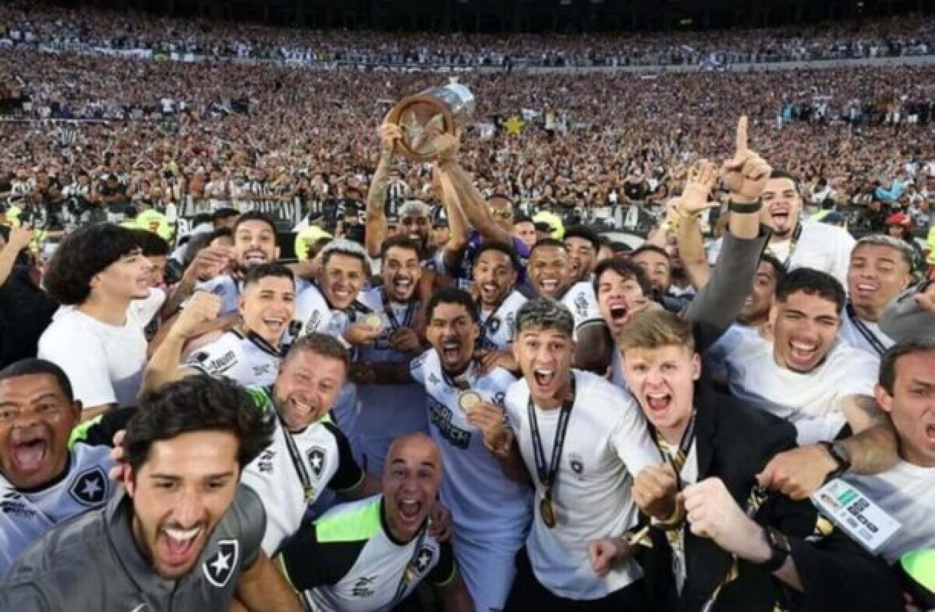 Botafogo levou mais torcedores que o Atlético à final da Copa Libertadores