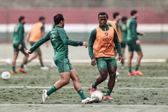  Rio de Janeiro, Brasil - 04/12/2024 - CT Carlos Castilho -   .Fluminense treina esta manh.. no CTCC..FOTO: LUCAS MER..ON / FLUMINENSE F.C....IMPORTANTE: Imagem destinada a uso institucional e divulga....o, seu.uso comercial est.. vetado incondicionalmente por seu autor e o.Fluminense Football Club... obrigat..rio mencionar o nome do autor ou.usar a imagem....IMPORTANT: Image intended for institutional use and distribution..Commercial use is prohibited unconditionally by its author and.Fluminense Football Club. It is mandatory to mention the name of the.author or use the image....IMPORTANTE: Im..gen para uso solamente institucional y distribuici..n. El.uso comercial es prohibido por su autor y por el Fluminense FootballClub. ...s mandat..rio mencionar el nombre del autor ao usar el im..gen.
     -  (crédito: Foto: Lucas Merçon/Fluminense)