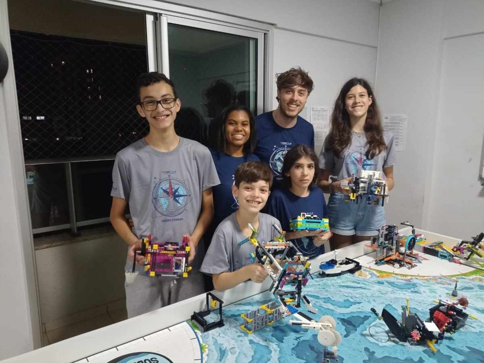 Jovens do DF levam projeto inovador para torneio de robótica 