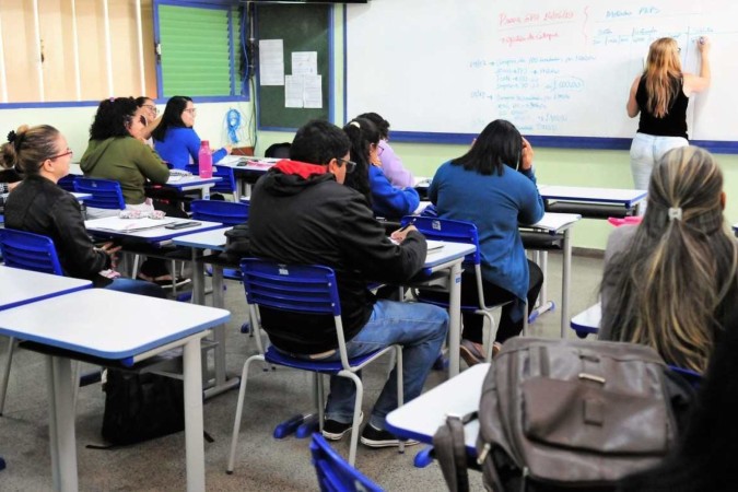 Opções de cursos técnicos incluem enfermagem, análises clínicas, controle ambiental, libras, informática e administração -  (crédito: Foto: Lúcio Bernardo Jr./Agência Brasília)