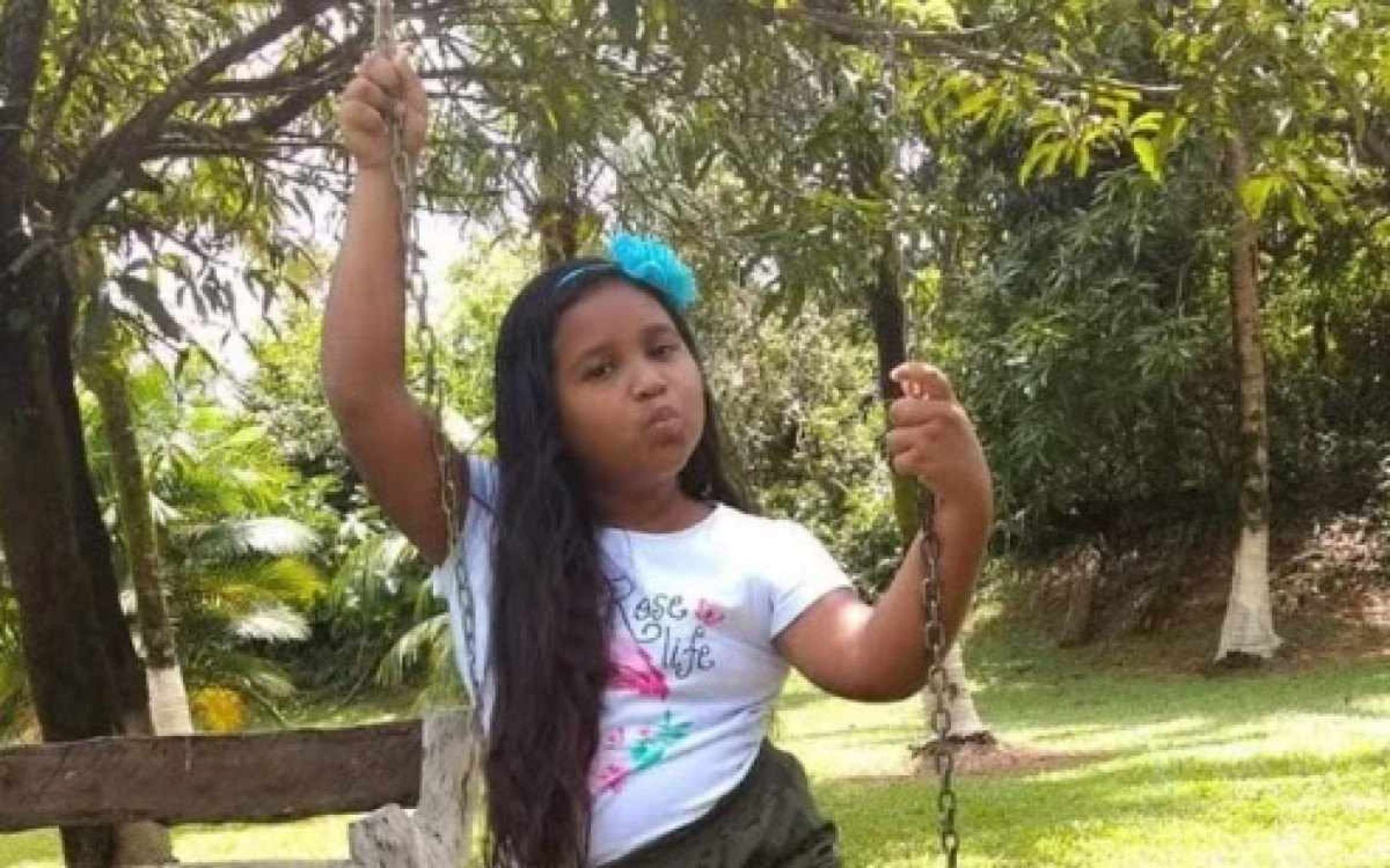 Menina de 12 anos morre durante um tiroteio no Rio de Janeiro