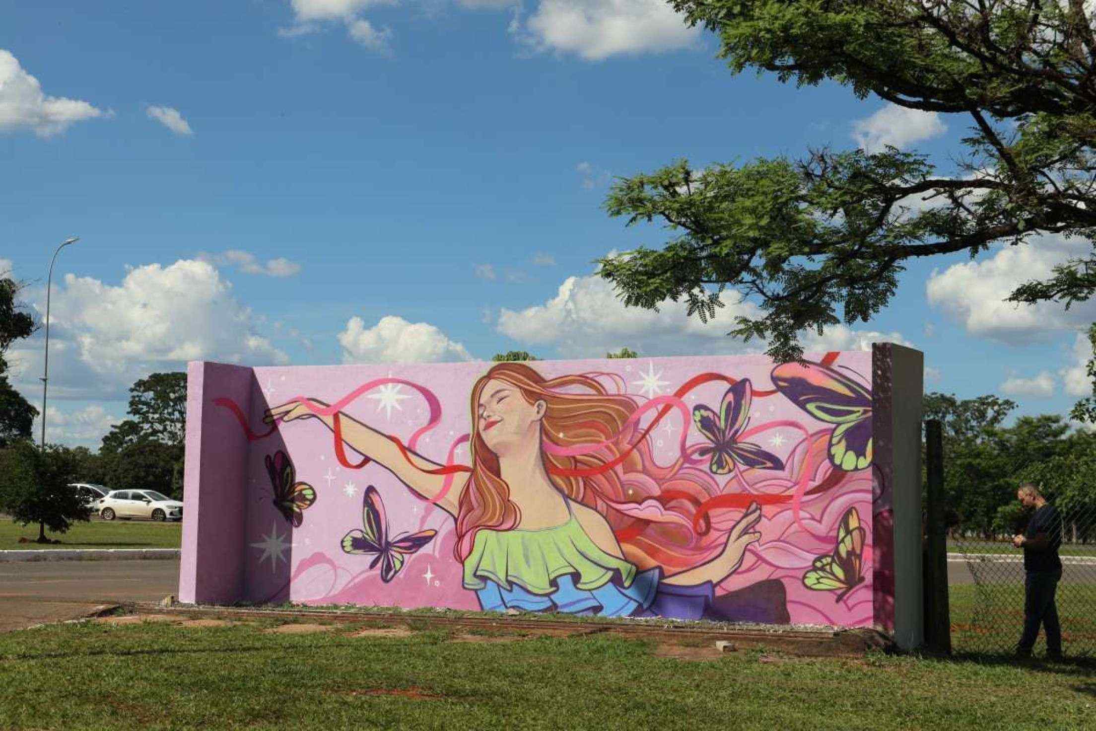 Grafite no Parque da Cidade homenageia personalidades da história de Brasília