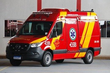 Corpo é encontrado em córrego de Betim - Corpo de Bombeiros/Divulga&ccedil;&atilde;o