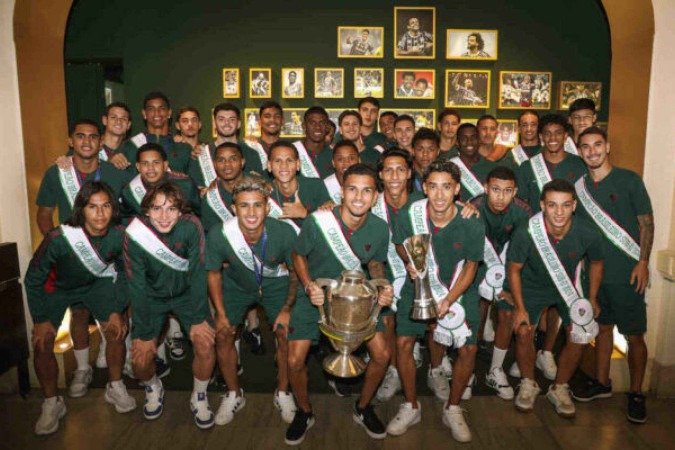 Esqudrilha 07 recebeu homenagem no Museu do Fluminense - (crédito: Foto: Marcelo Gonçalves/Fluminense) Esqudrilha 07 recebeu homenagem no Museu do Fluminense - (crédito: Foto: Marcelo Gonçalves/Fluminense)