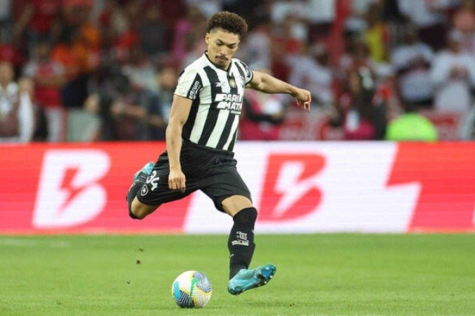 Adryelson é um dos jogadores emprestados ao Botafogo até o fim da temporada - (crédito: Vitor Silva/Botafogo) Adryelson é um dos jogadores emprestados ao Botafogo até o fim da temporada - (crédito: Vitor Silva/Botafogo)