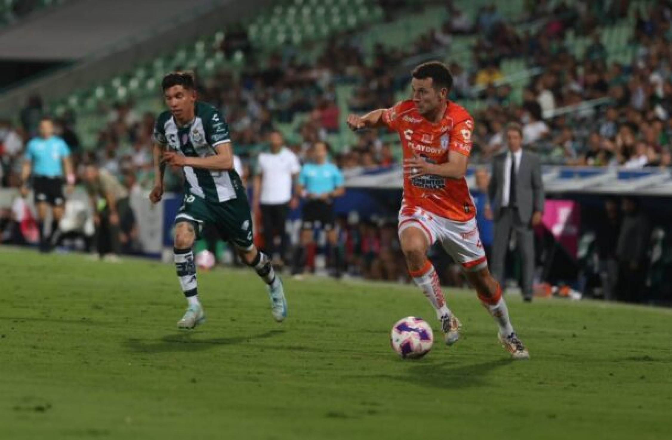 Idrissi deu 11 assistência e é o principal garçom do Pachuca na temporada  -  (crédito: Foto: Divulgação/Pachuca)