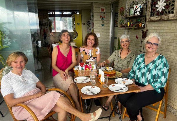 Carol Moura/CB/D.A. Press