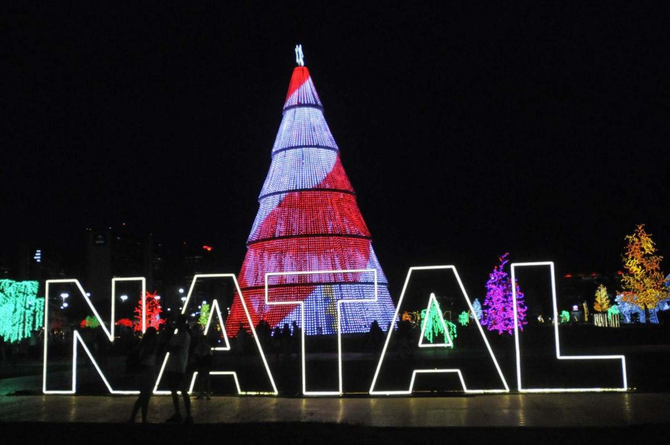 Evento natalino na Esplanada emociona brasilienses