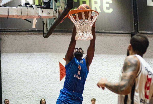 Maurício Almeida/R10 Score Vasco