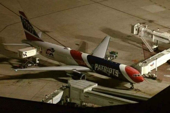 Avião dos Patriots utilizado pelo Botafogo na ida para o Qatar - (crédito: Foto: Colin Cooke/Fllickr) Avião dos Patriots utilizado pelo Botafogo na ida para o Qatar - (crédito: Foto: Colin Cooke/Fllickr)