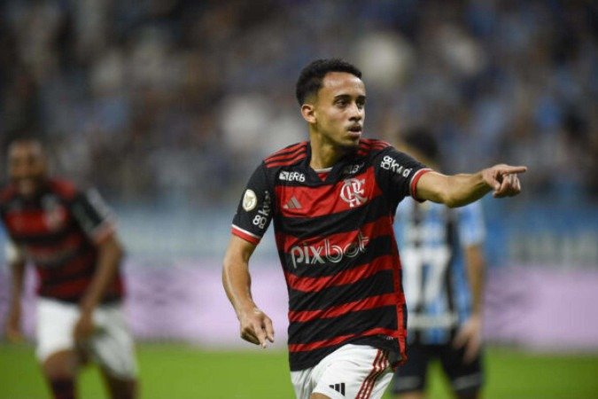 Matheus Gonçalves em ação pelo Flamengo - (crédito: Foto: Divulgação/CRF) Matheus Gonçalves em ação pelo Flamengo - (crédito: Foto: Divulgação/CRF)