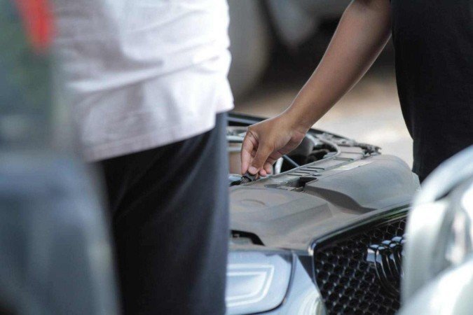  13/12/2024 - CB. Mecânicos alertam sobre golpe da gasolina adulterada