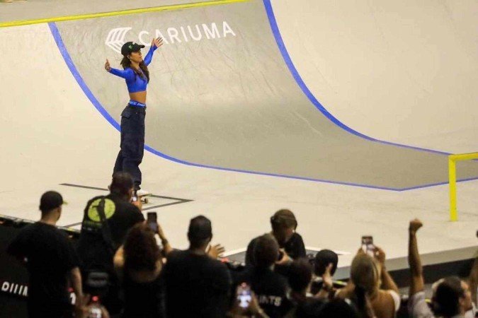 A conquista deste domingo tornou Rayssa Leal tricampeã da liga mundial de street - (crédito: Helena Petry/@timebrasil) A conquista deste domingo tornou Rayssa Leal tricampeã da liga mundial de street - (crédito: Helena Petry/@timebrasil)