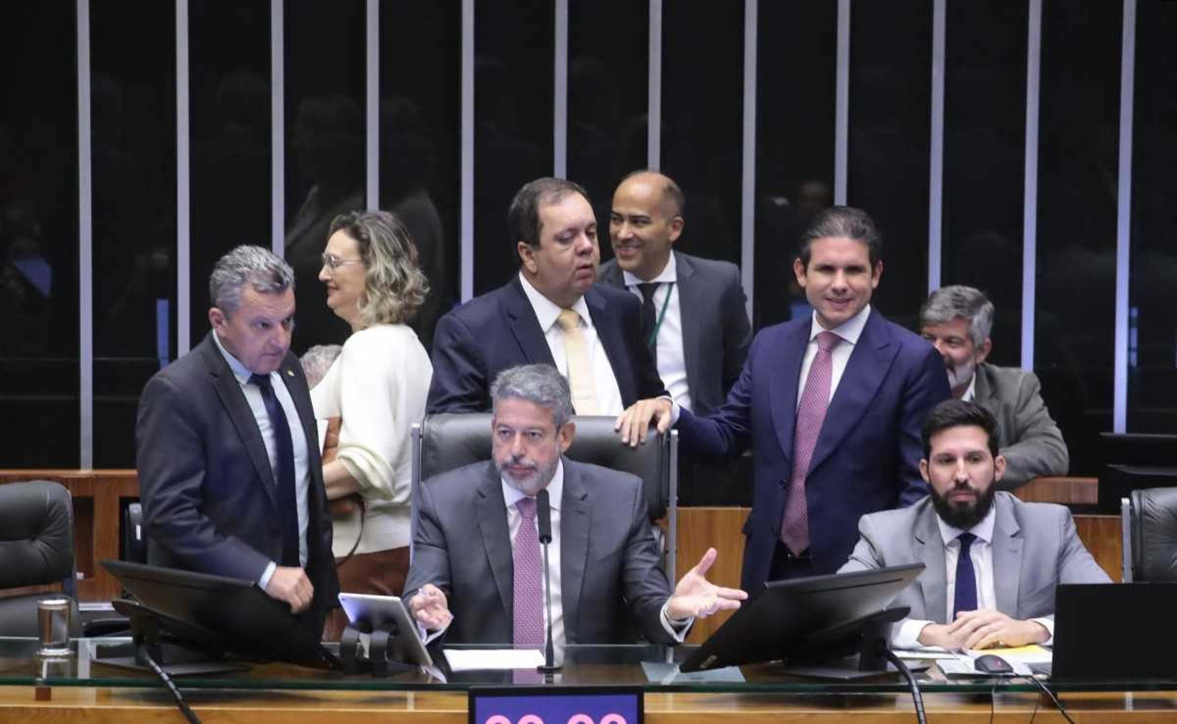 Reforma ministerial: Arthur Lira quer mais Centrão no governo Lula