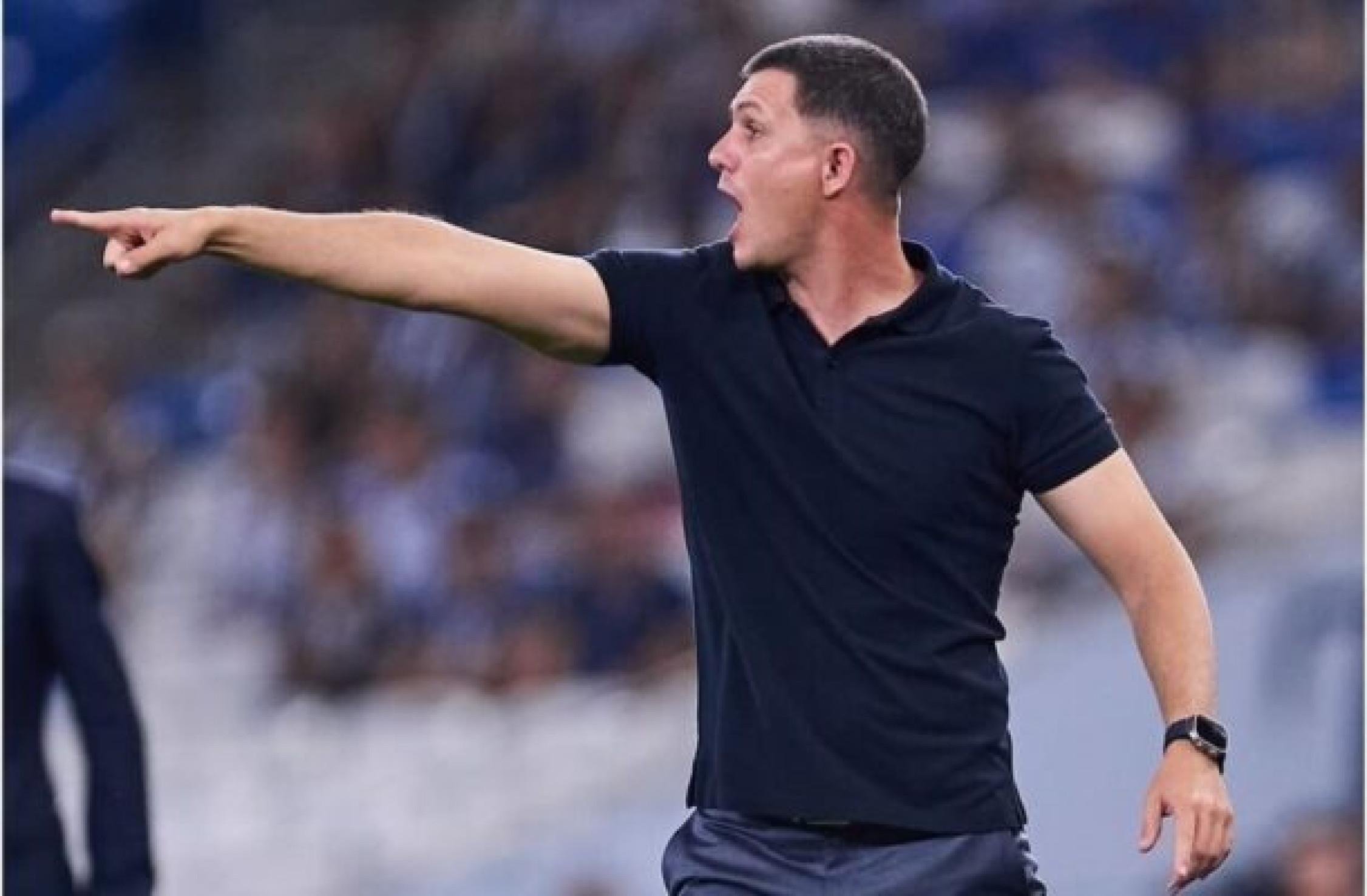 Athletico anuncia Maurício Barbieri como novo treinador