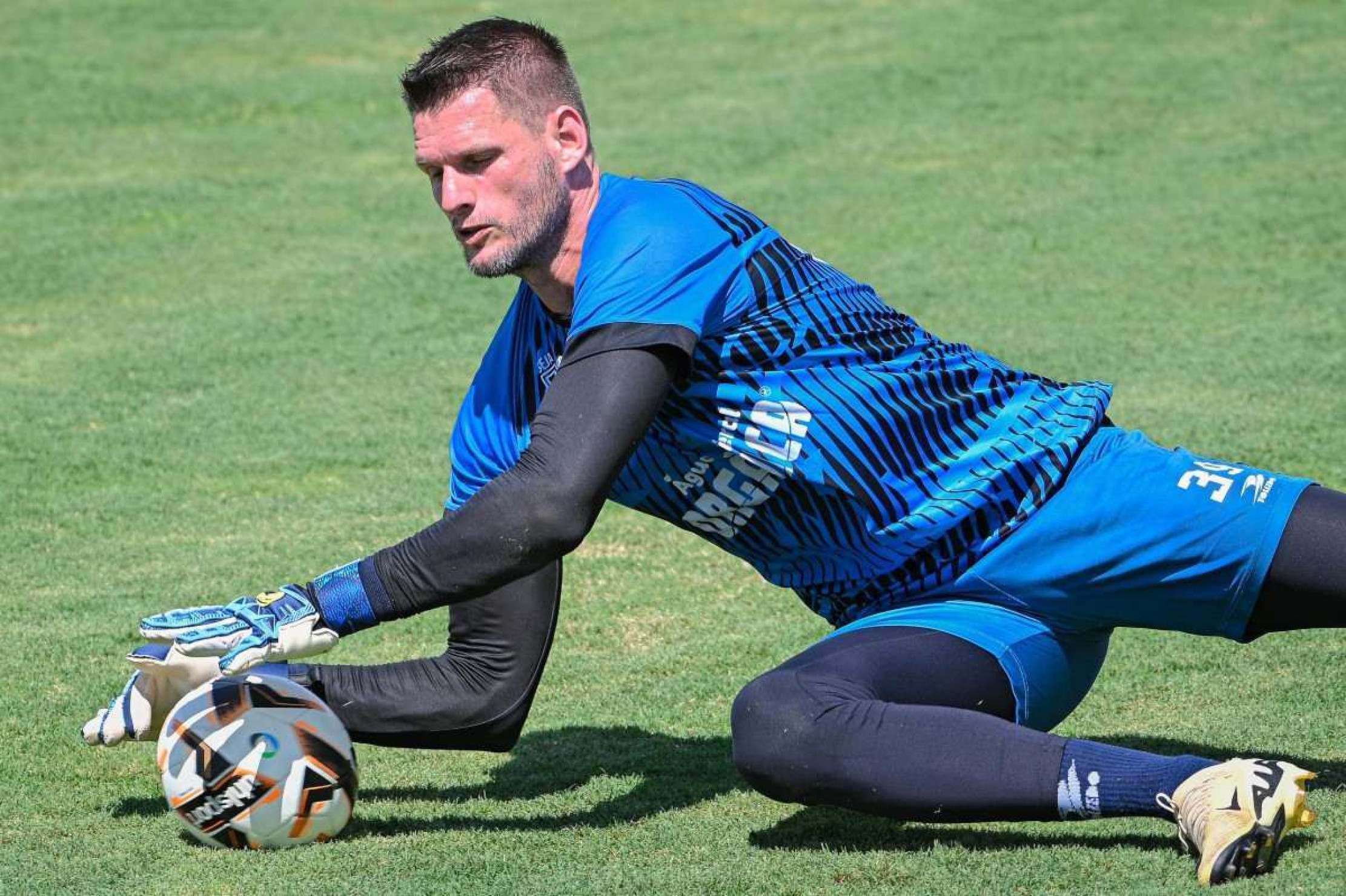 Candangão: o que pensam jogadores e técnicos sobre a nova bola do torneio