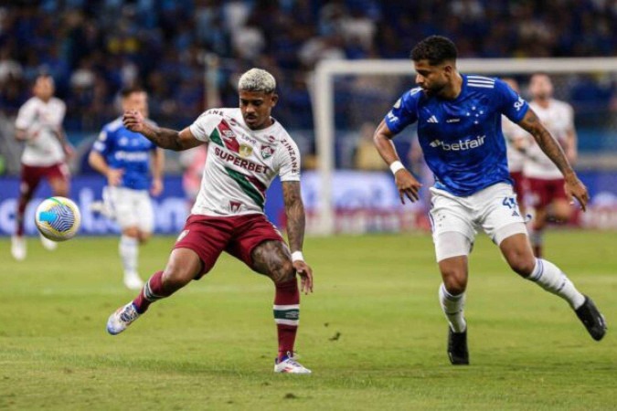 John Kennedy em ação com a camisa do Fluminense ao longo da temporada -  (crédito: Foto: Marcelo Gonçalves/Fluminense)