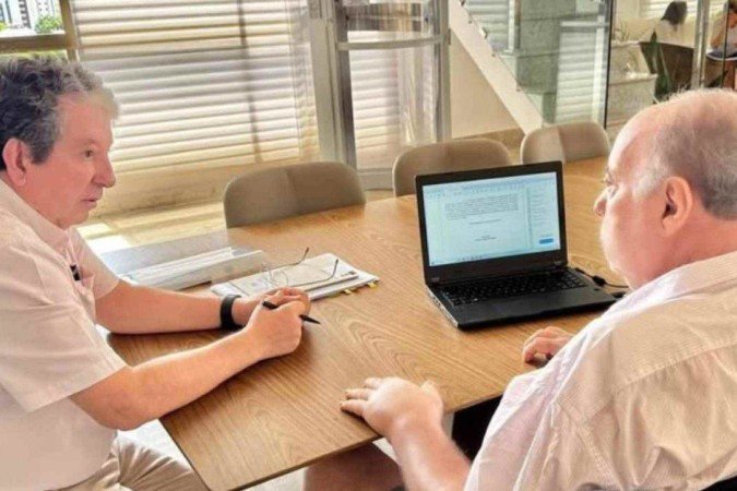 Prefeito Fuad Noman se reuniu com o consultor especializado da PBH, Jorge Luiz Prym -  (crédito: Reprodução/Instagram)