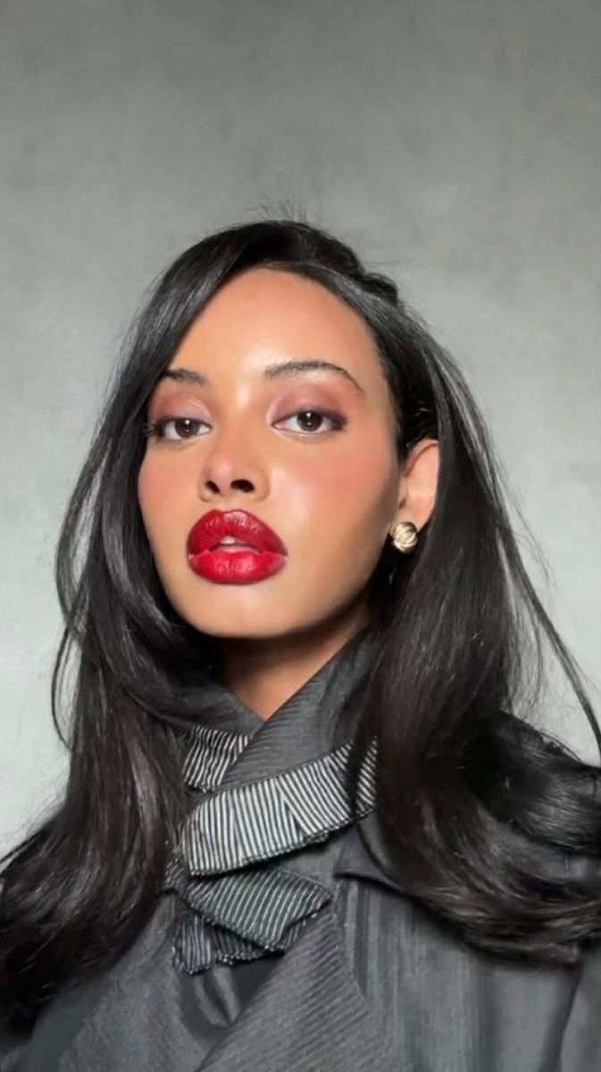 Ele é marcante tanto na textura matte, quanto na textura glossy 