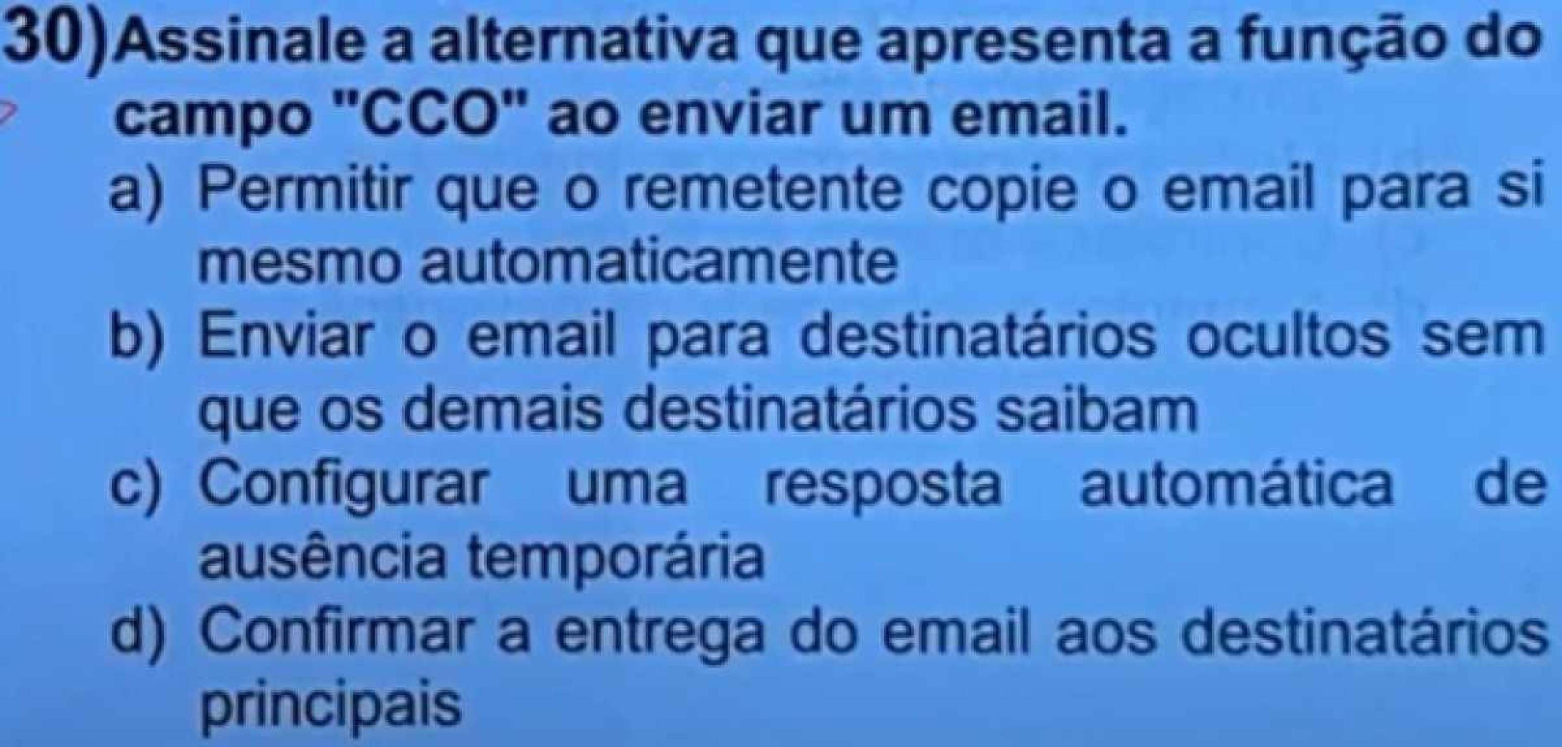 Vitor Kessler, professor do Gran Concursos, corrige três questões de informática da prova Correios 2024