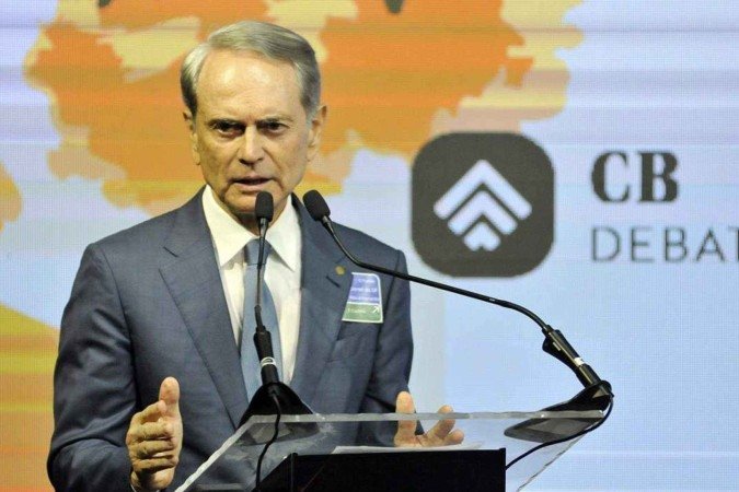 Vamos ver um aumento da desigualdade social. Com funcionários ganhando menos, menor será o recurso na cidade e a economia vai sofrer", empresário e ex-governador Paulo Octávio