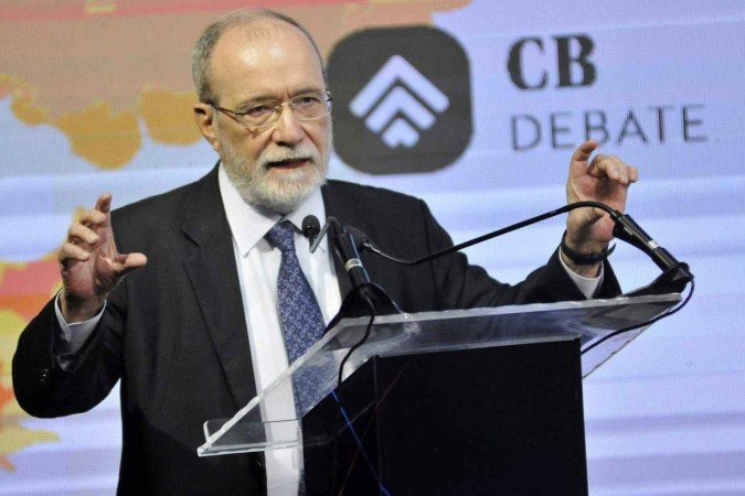  2024. CB Debate: Entre os eixos do DF - Fundo constitucional do Distrito Federal' Na Foto Everardo Maciel, consultor tributario e ex secretario da Receita Federal.