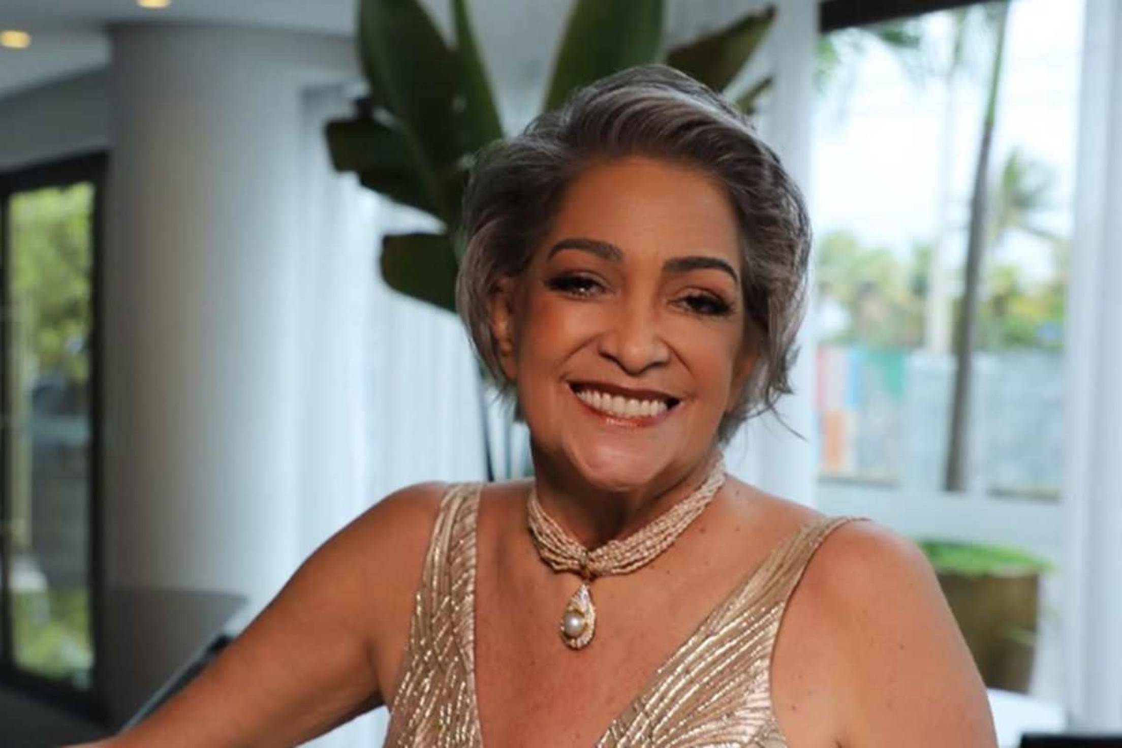 Morre a influenciadora Fernanda Britto, aos 64 anos