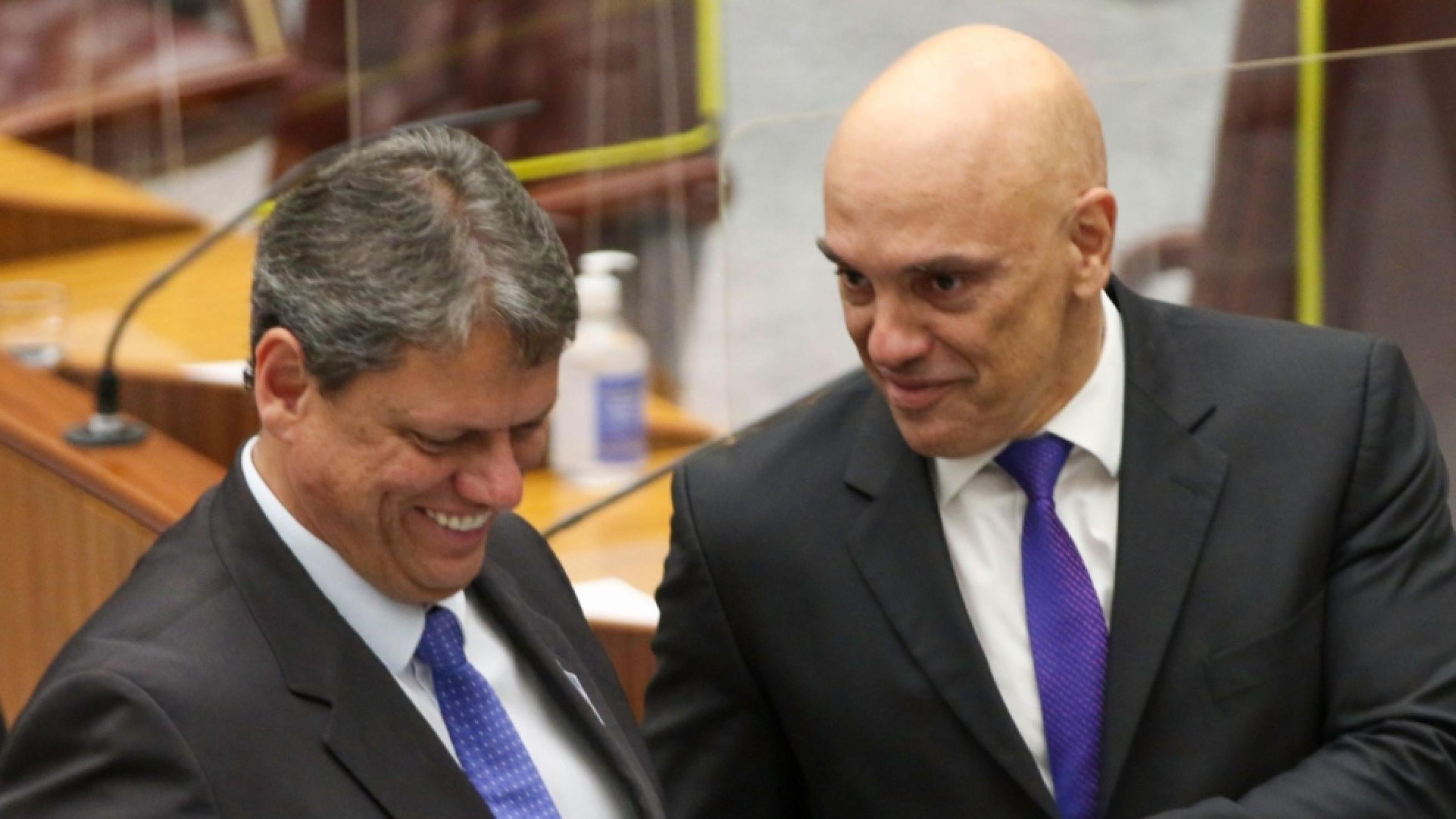 Pedido para incluir Tarcísio no inquérito do golpe pode abalar relação com Moraes -  (crédito: Platobr)