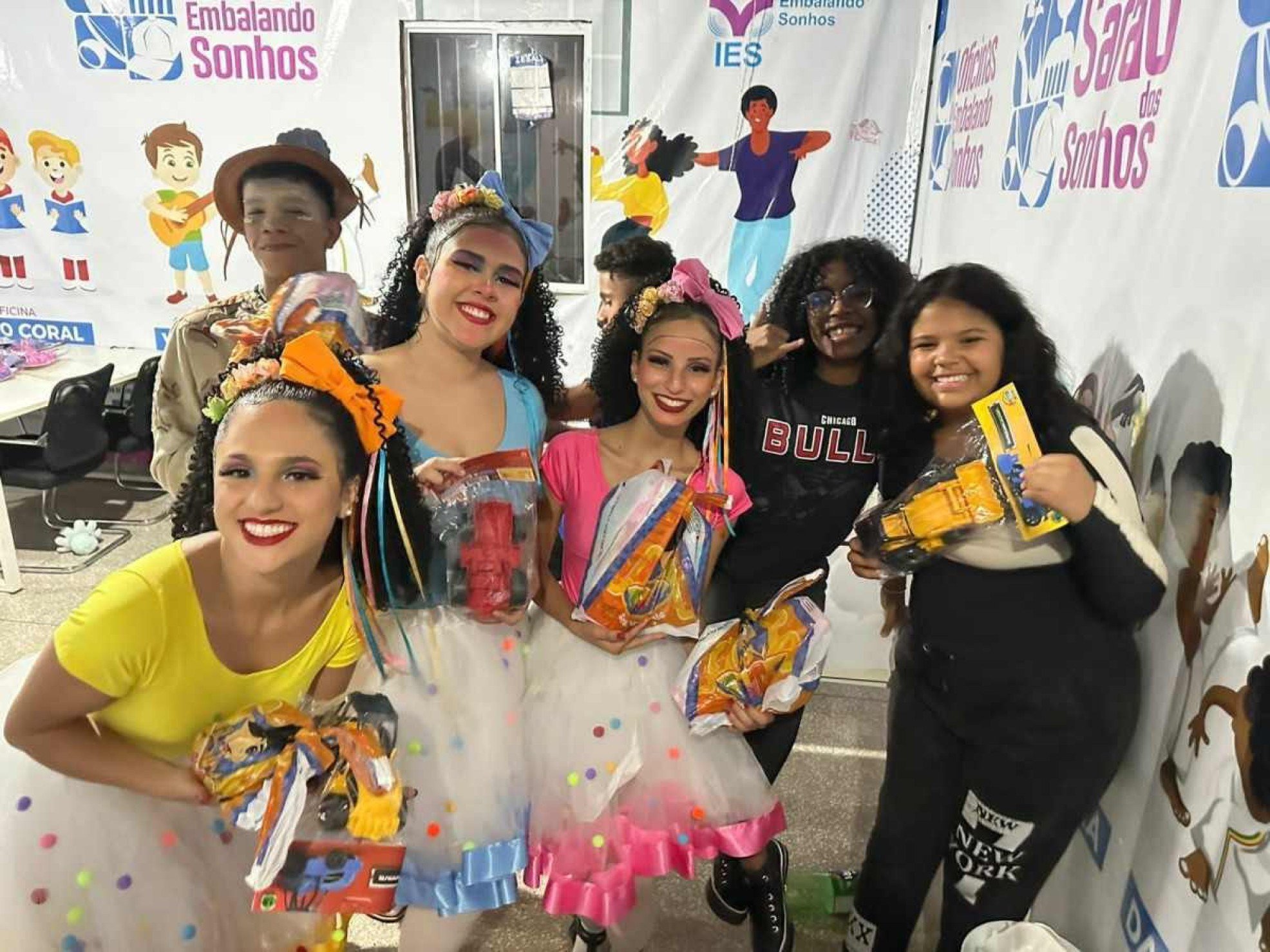 Grupo junino leva solidariedade em auto de Natal  para Samambaia