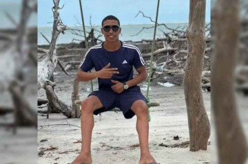 Os criminosos responsáveis pela morte de Henrique Marques de Jesus, de 16 anos, acessaram o celular da vítima antes de cometerem o crime -  (crédito: Arquivo pessoal)