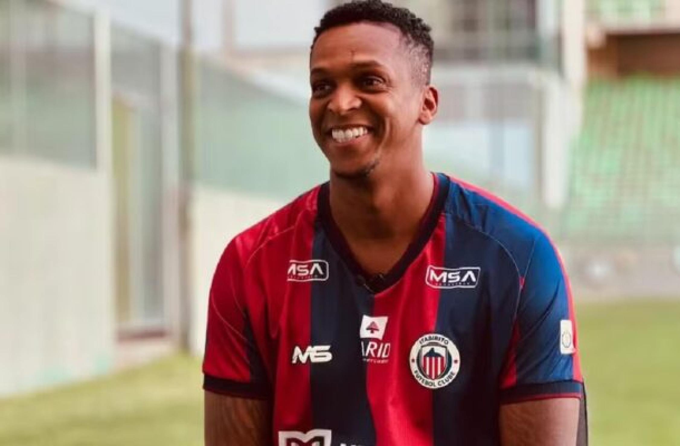 Jô deixa a cadeia e se explica: ‘Erro sistêmico’