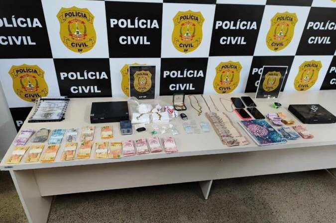 Itens apreendidos na casa do traficante - (crédito: Foto: Divulgação PCDF) Itens apreendidos na casa do traficante - (crédito: Foto: Divulgação PCDF)