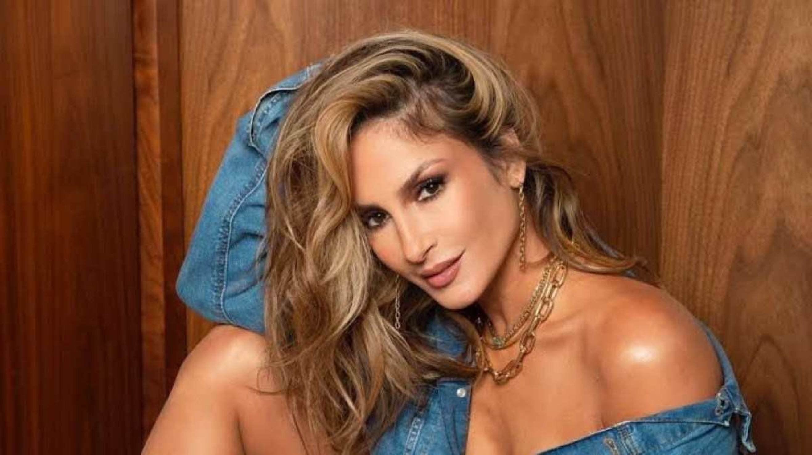 Claudia Leitte se pronuncia após acusações de racismo religioso