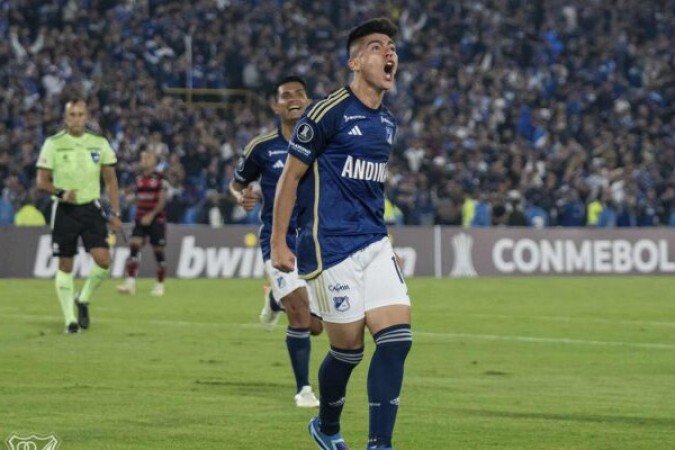 Nesta partida, aliás, o goleiro Rossi voltou a sofrer um gol. Ele ficou 1.134 minutos sem ser vazado. O Flamengo, sob o comando de Tite, ainda não havia sofrido gol em jogos oficiais nesta temporada. Foto: Divulgação/Millonarios