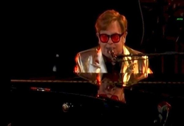 Reprodução / Instagram / @eltonjohn