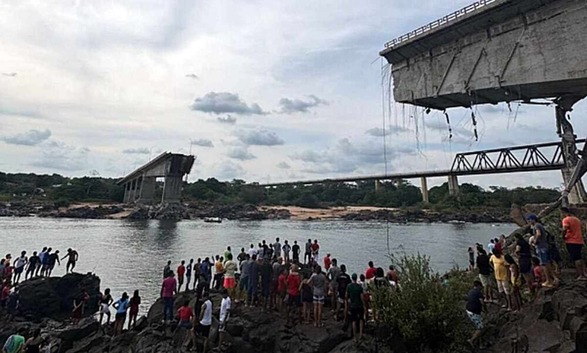 PRF apresenta rotas alternativas após queda da ponte em Tocantins