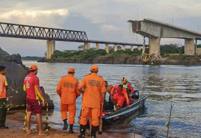 Ponte que liga Tocantins e Maranhão desabou no domingo (22/12) -  (crédito: Divulgação/Governo do Tocantins)