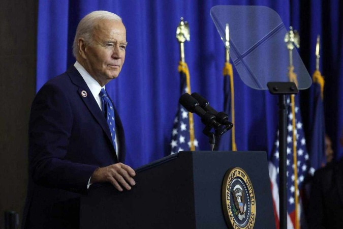  WASHINGTON, DC - DECEMBER 16: U.S. President Joe Biden speaks at the Department of Labor on December 16, 2024 in Washington, DC. Biden signed a proclamation to establish the Frances Perkins National Monument in Maine. Perkins was the first female Cabinet secretary and served as the Labor Secretary under Franklin Roosevelt.   Kevin Dietsch/Getty Images/AFP (Photo by Kevin Dietsch / GETTY IMAGES NORTH AMERICA / Getty Images via AFP)
       -  (crédito: Getty Images via AFP)