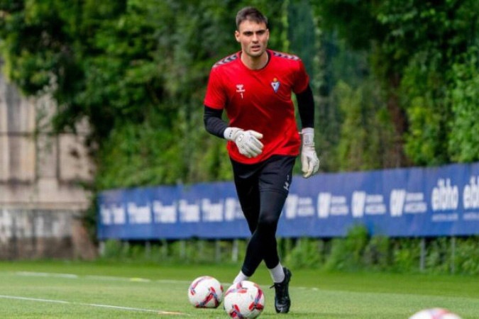 Daniel Fuzato está no futebol europeu há sete anos -  (crédito: Foto: Divulgação/Eibar)