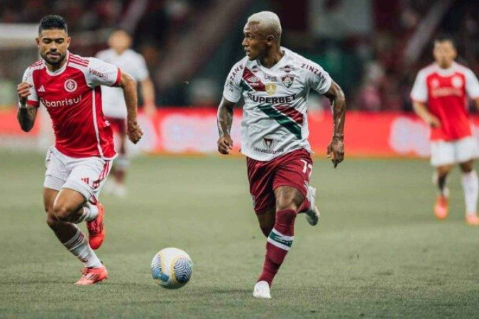 Porto Alegre, Brasil - 08/11/2024 - Est..dio Beira Rio - .Fluminense enfrenta o Internacional esta noite em Porto Alegre pela 33.. rodada do Campeonato Brasileiro 2024..FOTO: LUCAS MER..ON / FLUMINENSE F.C....IMPORTANTE: Imagem destinada a uso institucional e divulga....o, seu.uso comercial est.. vetado incondicionalmente por seu autor e o.Fluminense Football Club... obrigat..rio mencionar o nome do autor ou.usar a imagem....IMPORTANT: Image intended for institutional use and distribution..Commercial use is prohibited unconditionally by its author and.Fluminense Football Club. It is mandatory to mention the name of the.author or use the image....IMPORTANTE: Im..gen para uso solamente institucional y distribuici..n. El.uso comercial es prohibido por su autor y por el Fluminense FootballClub. ...s mandat..rio mencionar el nombre del autor ao usar el im..gen.
- (crédito: Lucas Mercon) Porto Alegre, Brasil - 08/11/2024 - Est..dio Beira Rio - .Fluminense enfrenta o Internacional esta noite em Porto Alegre pela 33.. rodada do Campeonato Brasileiro 2024..FOTO: LUCAS MER..ON / FLUMINENSE F.C....IMPORTANTE: Imagem destinada a uso institucional e divulga....o, seu.uso comercial est.. vetado incondicionalmente por seu autor e o.Fluminense Football Club... obrigat..rio mencionar o nome do autor ou.usar a imagem....IMPORTANT: Image intended for institutional use and distribution..Commercial use is prohibited unconditionally by its author and.Fluminense Football Club. It is mandatory to mention the name of the.author or use the image....IMPORTANTE: Im..gen para uso solamente institucional y distribuici..n. El.uso comercial es prohibido por su autor y por el Fluminense FootballClub. ...s mandat..rio mencionar el nombre del autor ao usar el im..gen.
- (crédito: Lucas Mercon)